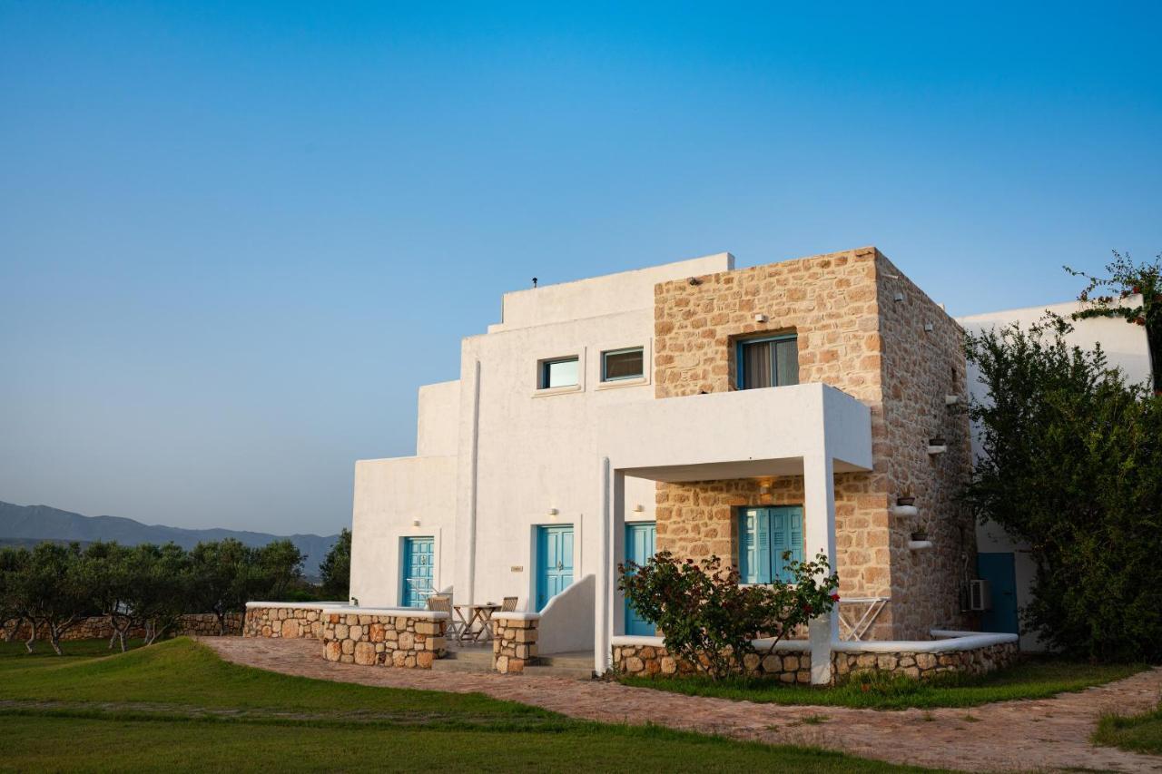 Eight Dimensions Capari Suites Elafonisos Экстерьер фото
