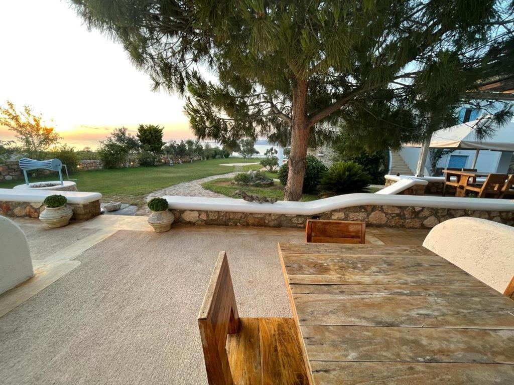 Eight Dimensions Capari Suites Elafonisos Номер фото